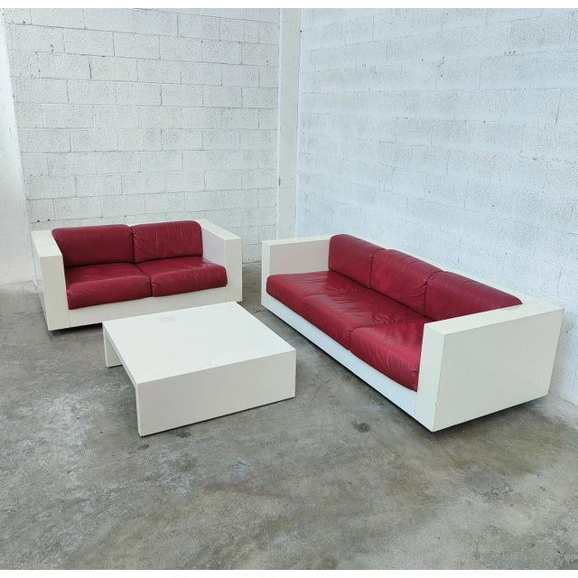 White Sarantoga Living Room Set attributed to Massimo & Lella Vignelli for Poltronova, 1960s, Set of 3 For Sale - Image 8 of 11