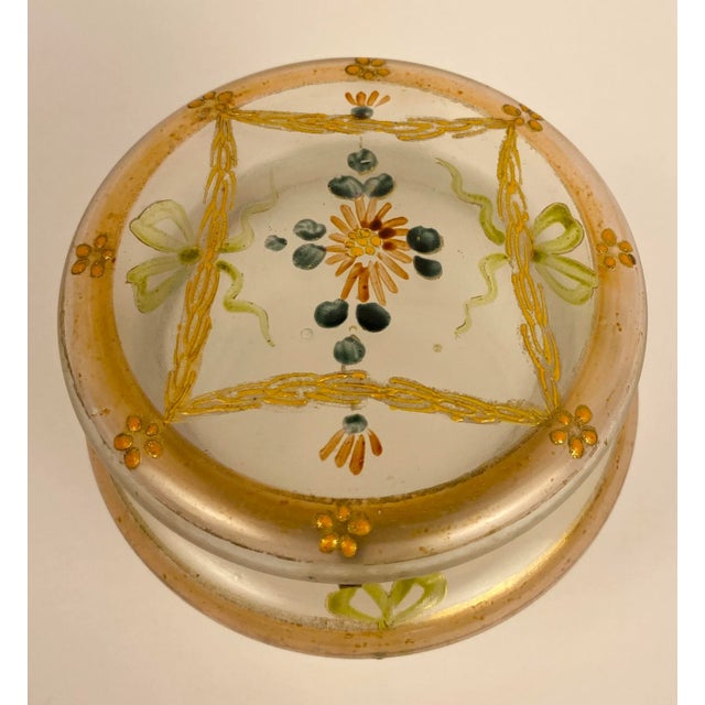 Early 20th Century French Art Nouveau Enameled Glass Trinket or Jewelry Box by Legras Glassworks For Sale - Image 5 of 5