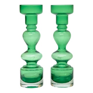 Mid-Century Modern Green Glass Pompadour Candlesticks in the Manner of Nanny Still for Riihimäen Lasi Oy For Sale