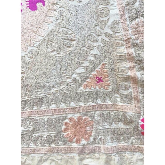 Mid-Century Modern Suzani Wall Hanging Decor - Mid 20th Century Embroidery - 4'11'' X 5'1'' For Sale - Image 3 of 8