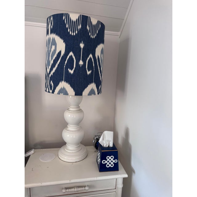 Pair (2) custom made, Ikat, blue barrel-shaped lamp shades in San Francisco. no stains. perfect working order 15x15 x 18 tall