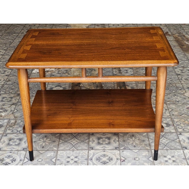1961 Lane Acclaim Dovetail Walnut Side Table For Sale In Washington DC - Image 6 of 10