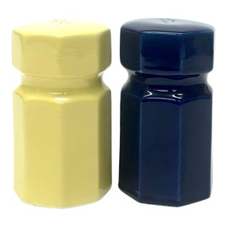 Oversized Yellow & Blue Ceramic Salt & Pepper Shakers by Hall Usa For Sale