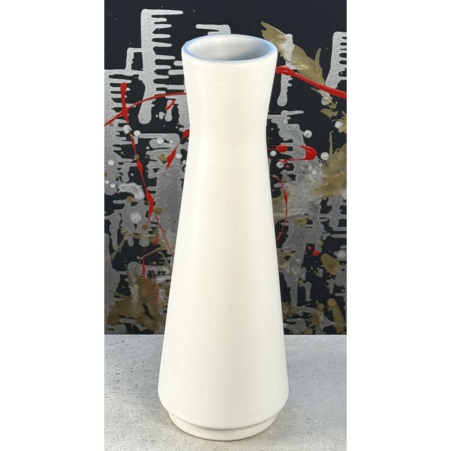 Mid-Century Modern Tall White Ceramic Vase by Jan Bontjes van Beek for Dr. Ing. Alfred Ungewiss, Germany, 1960s For Sale - Image 3 of 6