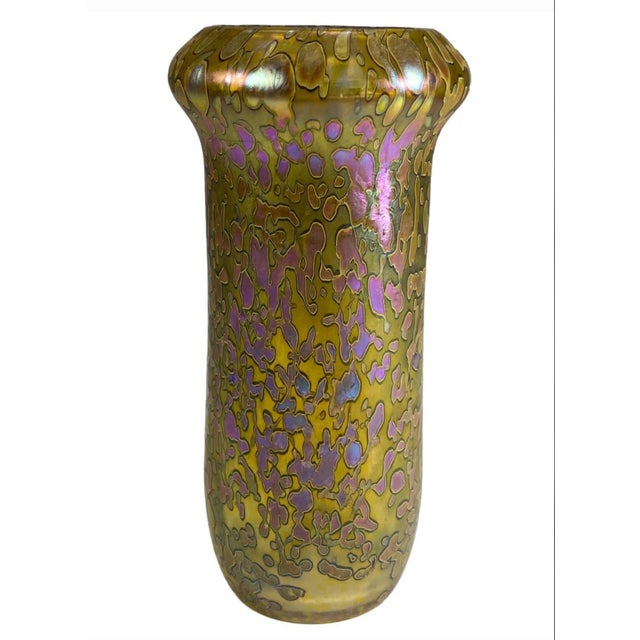 David Lotton art glass small vase. American artist David Lotton is an American glass‐artist, born around 1960, and the...