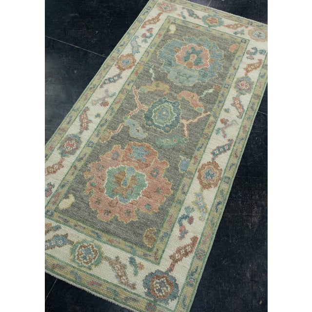 Turkish Turkish Oushak Rug 2'6" x 5'2" #17548 For Sale - Image 3 of 8