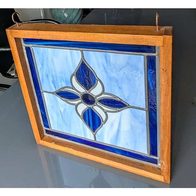 CORRECTION TO SHIPPING TIME, THIS IS SELLER SHIPPING, ARRIVAL TIME IS 4-10 DAYS FROM PURCHASE DATE. Similar to Victorian...