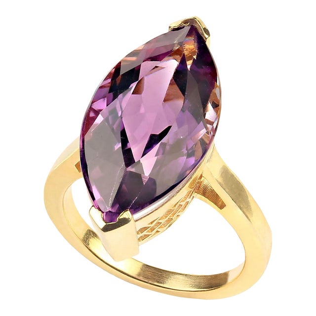 Marquise 13 Carat Amethyst Gold Rhodium Ring Size 8.25 For Sale