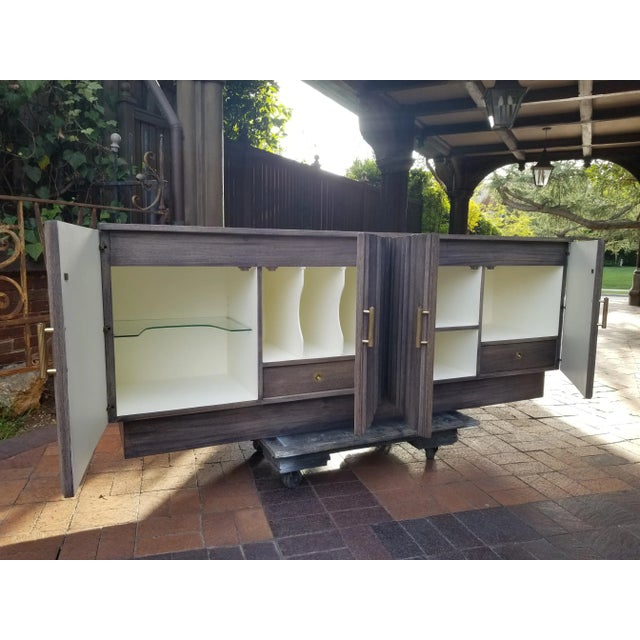 Tommy Parzinger Credenza in Mahogany Wood For Sale - Image 15 of 18