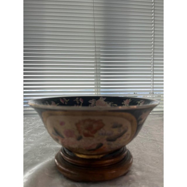 Vintage Macau Porcelain Bowl Black Millefleurs Gold Gilt Hand Painted 8.5" For Sale - Image 4 of 10