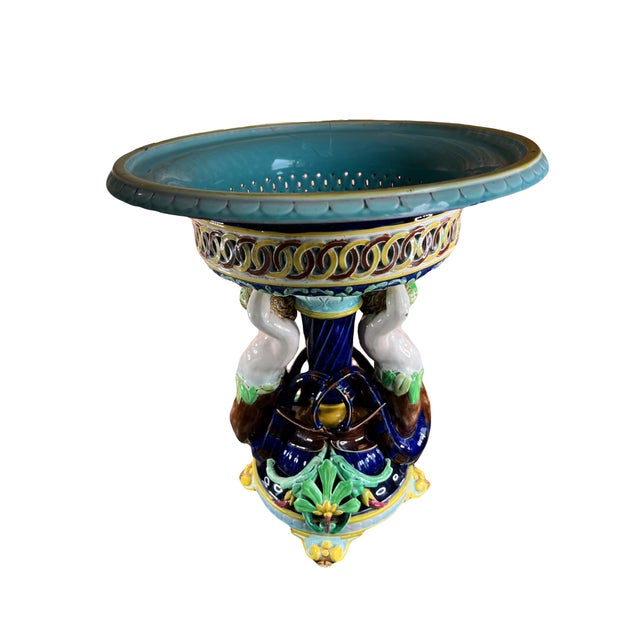 Large Centerpiece in Sarreguemines Slip, 19th Century For Sale - Image 5 of 14