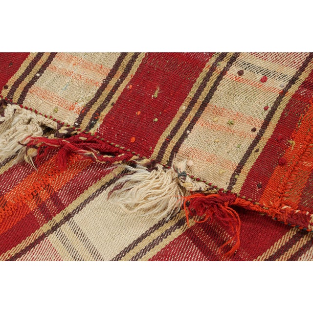 Textile Vintage Jajim Qashqai Persian Kilim, Red & Ivory Geometric Pattern - Rug & Kilim For Sale - Image 7 of 7