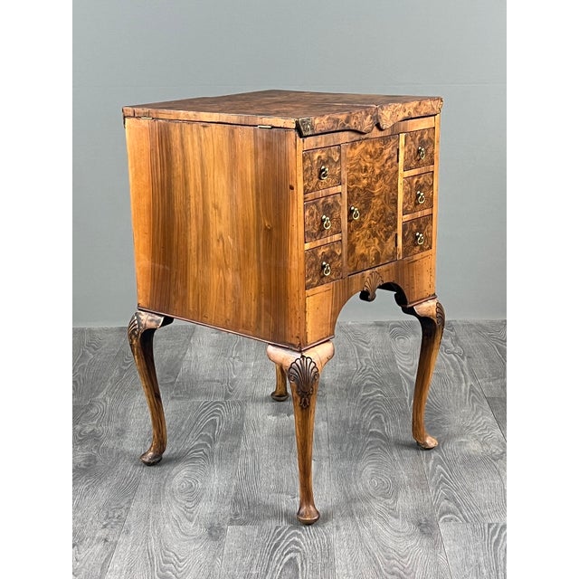 20th Century Queen Anne Desk in Walnut Burl Veneer For Sale - Image 11 of 13