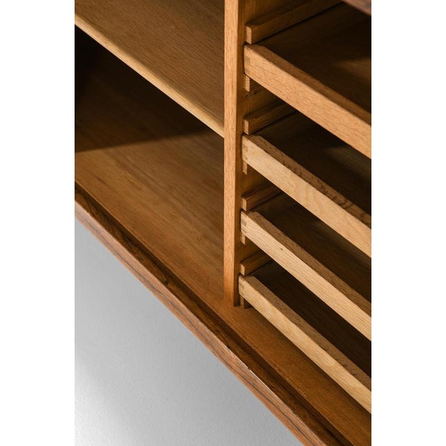 1960s Sideboard with Display Cabinet in Rosewood and Glass from Hans Wegner, 1965 For Sale - Image 5 of 12