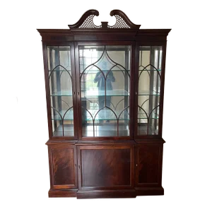 Vintage Stickley Mahogany Chippendale Style Lighted Breakfront China Cabinet