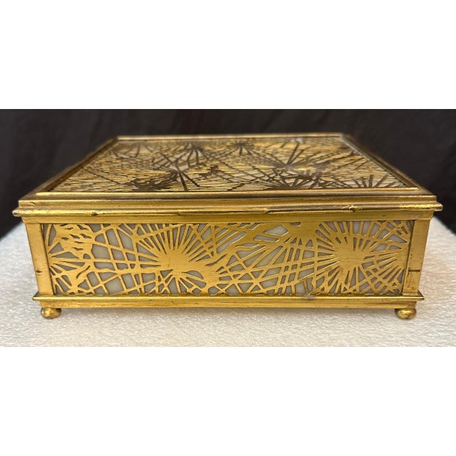 Early 20th Century Tiffany Studios Pine Needle Pattern Hankerchief Box For Sale In New York - Image 6 of 10
