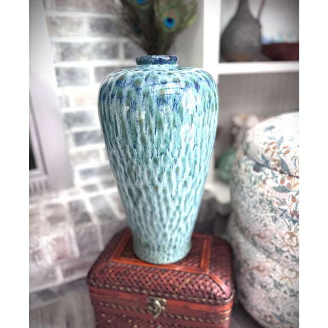 Late 20th Century Peacock Feather Blue & Green Drip Glazed Pottery Vase For Sale - Image 11 of 12