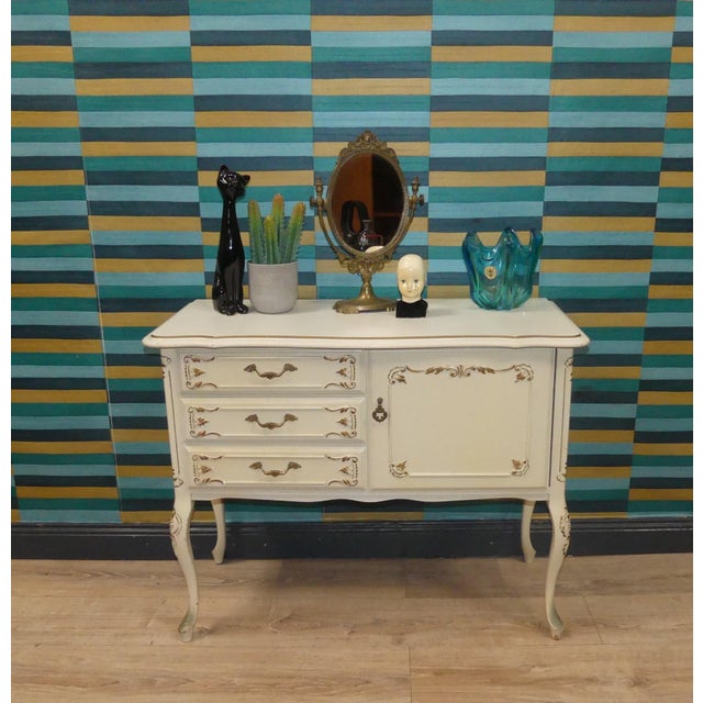 Charming hallway furniture Small sideboard Like a princess Super pretty chest of drawers Long-legged beauty Delicate chest...