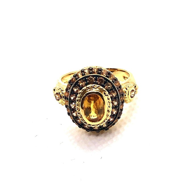 Bochic "Orient" Vintage Fancy Yellow Sapphire Ring Set In 18K Gold & Silver For Sale - Image 4 of 18