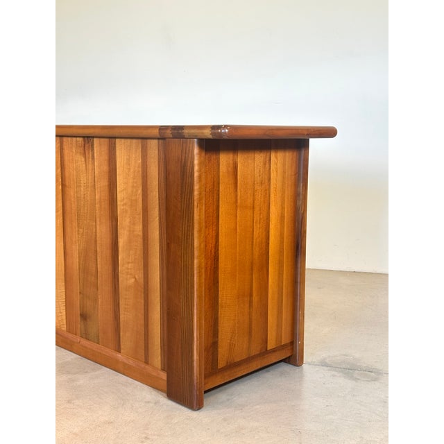 Walnut Sideboard by Mario Marenco for Mobilgirgi, 1970s For Sale - Image 12 of 17