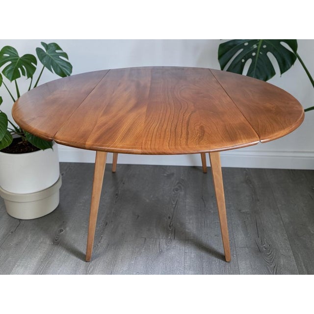 1960s Mid-Century Modern Blonde Plank Dining Table in Elm by Lucian Ercolani for Ercol, 1960s For Sale - Image 5 of 18