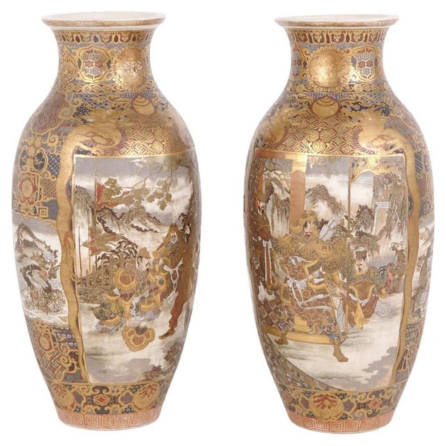 Meiji Japanese Satsuma Vases in Hand-Painted Porcelain, 1890s, Set of 2 For Sale - Image 16 of 16