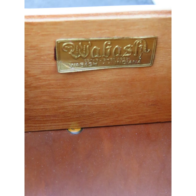 Wabash 1940s Tall Serpentine Front Mahogany Nightstand Side End Table 6458 For Sale In Miami - Image 6 of 18