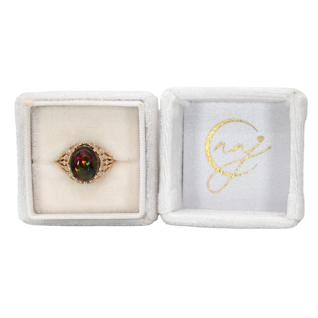 Modern 3.3Ct Black Opal Ring With Natural Diamond Accents: Solid 14k Gold, Size 6.75 For Sale - Image 3 of 7