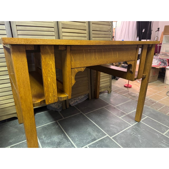 This is a Early Larkin Co. Mission Oak Quarter Sawn Library Table out of Buffalo, N.Y. with original labels. I can not...