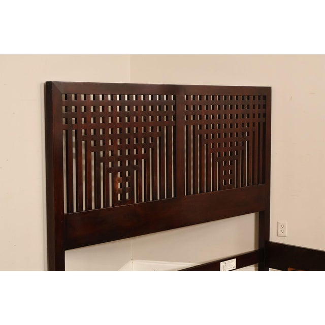 2000 - 2009 Stickley Metropolitan Cherry King Size Bed For Sale - Image 5 of 18