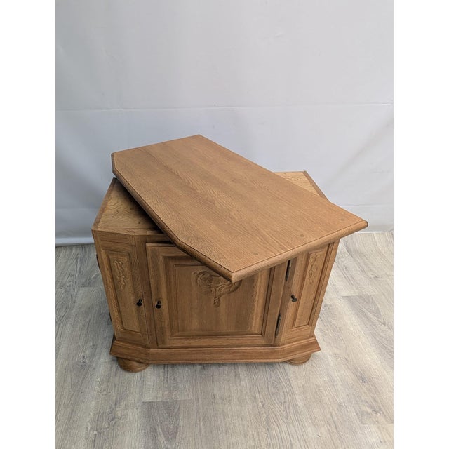 TV Cabinet with Movable Top in Oak Wood For Sale - Image 14 of 18