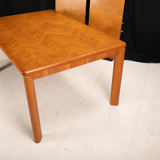 Drexel Heritage 1980s Drexel Heritage Compatibles I Mid Century Modern Extendable Dining Table W/ 2 Leaves For Sale - Image 4 of 11