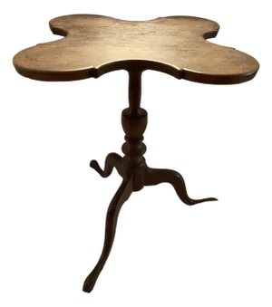 1785 American Furniture Connecticut Heritage Investment Piece American Federal Cherrywood Scallop-Top Candlestand Circa 1785 Connecticut