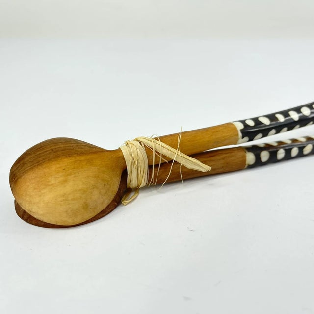 African Early 20th Century 2 Maasai Olivewood and Bone Handle Spoons Kenya For Sale - Image 3 of 7