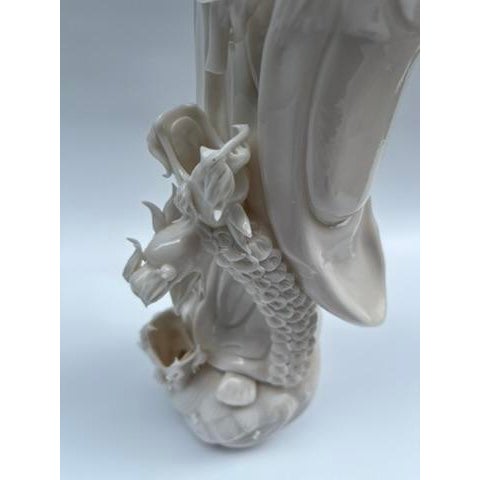 White Blanc De Chine Guanyin Statue For Sale - Image 8 of 13