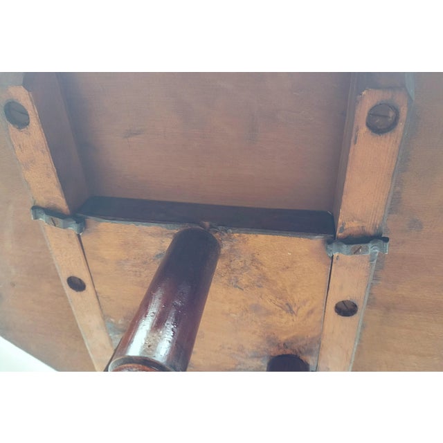 English Victorian Octagonal Tilt-Top Occasional Table, 1900s For Sale - Image 9 of 18