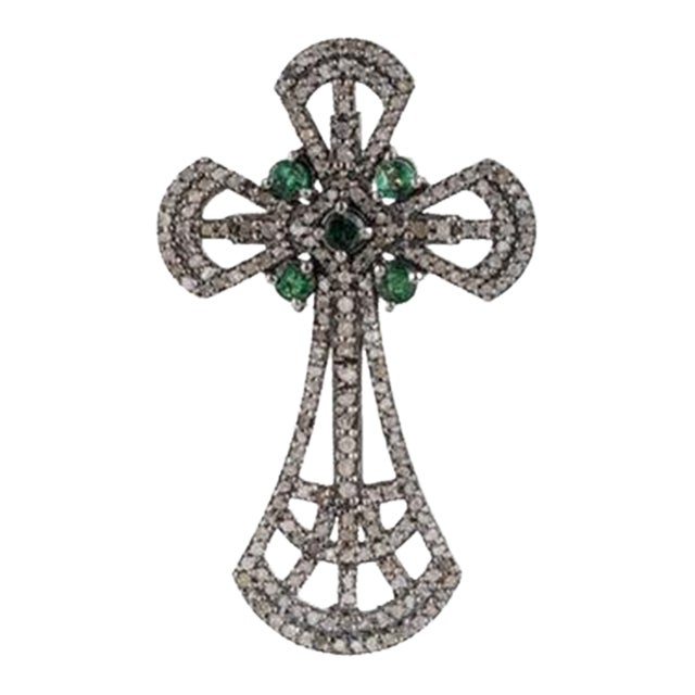 Caratandher Victorian Filigree Cross Brooch Pendant With Emerald & Diamonds in Silver For Sale