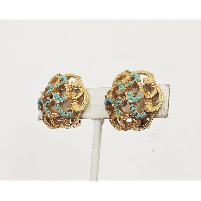 Vintage 1960s De Nicola Cabochon Faux-Turquoise Clip Earrings - 2 Pieces For Sale In Philadelphia - Image 6 of 9