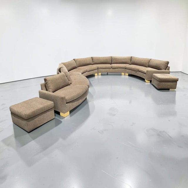 1970s Serpentine Sectional Sofa With Brass Feet For Sale In Miami - Image 6 of 11