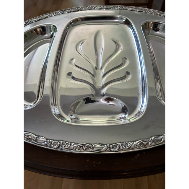 Victorian Vintage 1957 Wm Rogers Silver Plate Victorian Rose Well and Tree Buffet Tray For Sale - Image 3 of 10