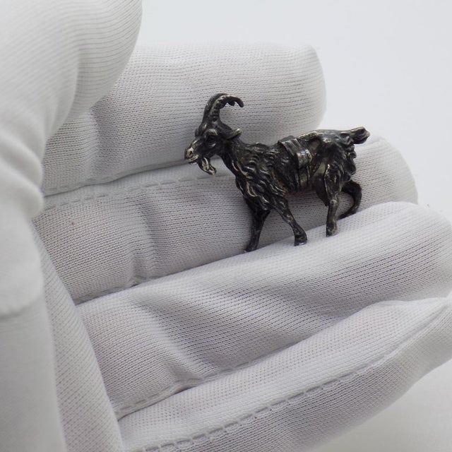 Charming vintage miniature depicting a goat, handcrafted in Italy between the 1960s and 1970s in authentic Continental...