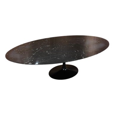 Vintage Oval Tulip Marble Dining Table by Eero Saarinen for Knoll, 1990s For Sale