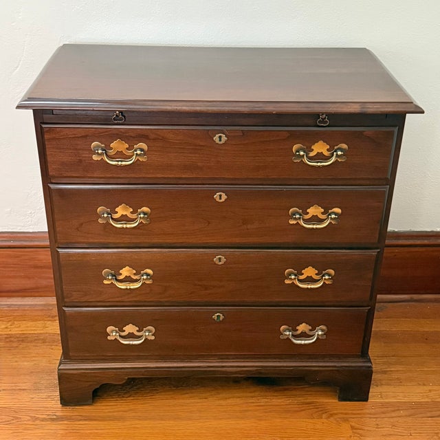Vintage Chippendale Style Bachelor Chest With Brushing Slide For Sale - Image 11 of 11