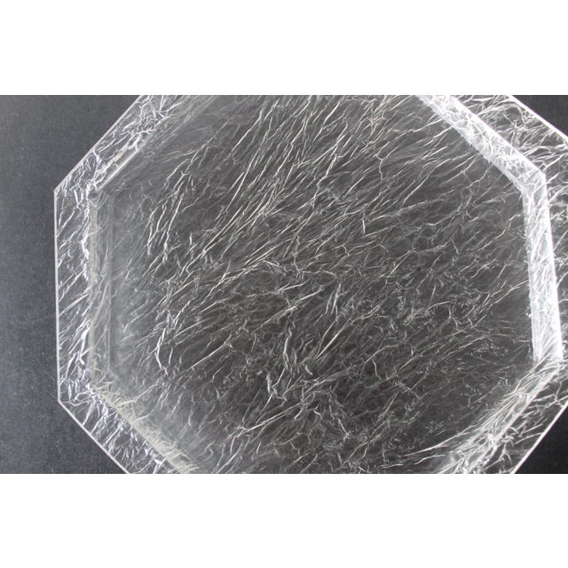 Willy Rizzo Style Crackle Ice Effect Lucite Octagonal Serving Tray Vintage For Sale - Image 12 of 12