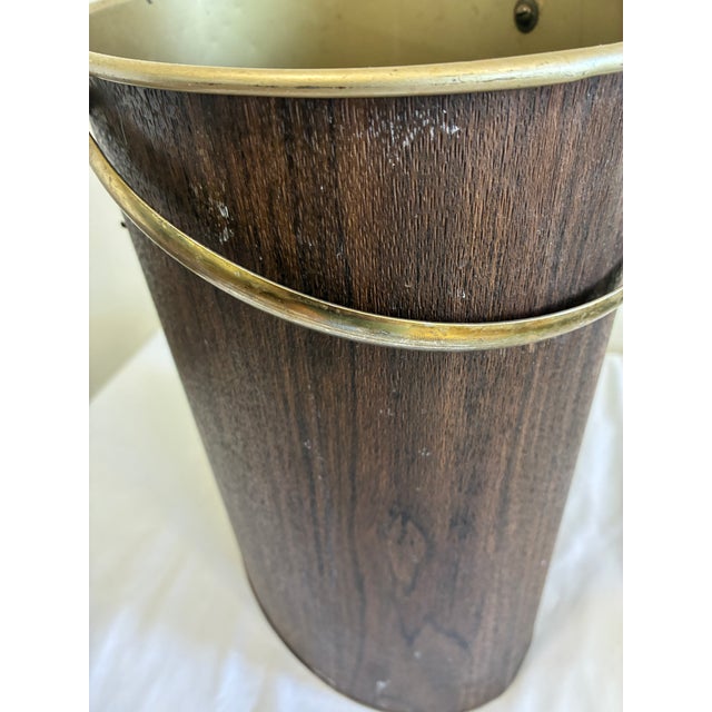 Vintage Faux Woodgrain Mid-Century Wastebasket With Brass Handle For Sale - Image 9 of 10