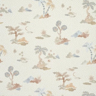 Schumacher x Happy Menocal Valetta Wallpaper In Moonstone For Sale