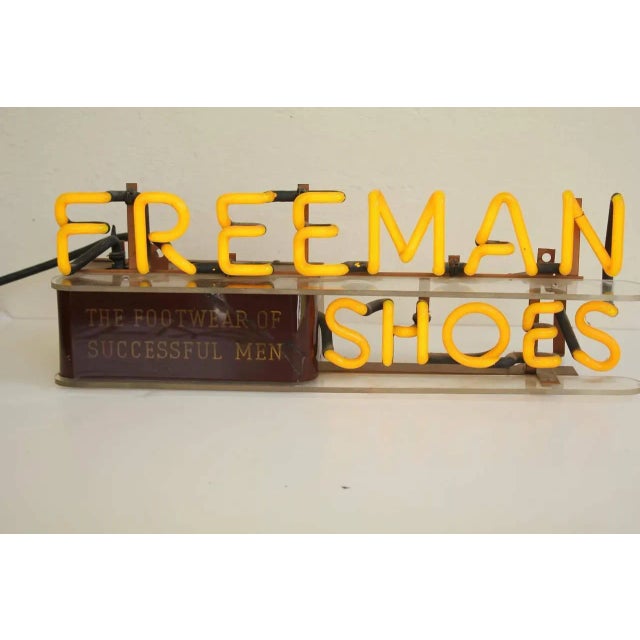 Industrial Early Neon Advertising Sign, 1930s, Freeman Shoes, 'Footwear of Successful Men' For Sale - Image 3 of 5