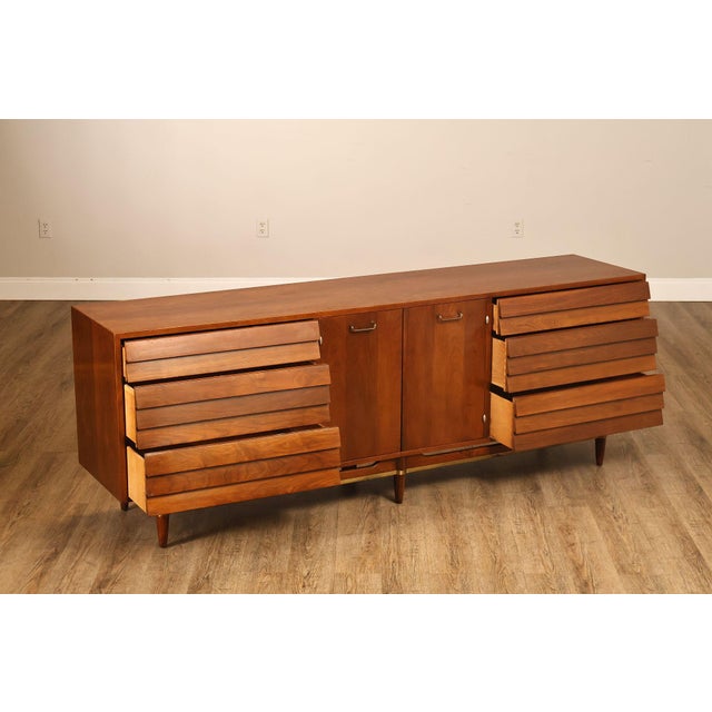 Mid 20th Century Merton Gershun For American Of Martinsville Mid Century Modern Walnut Lowboy Dresser For Sale - Image 5 of 18