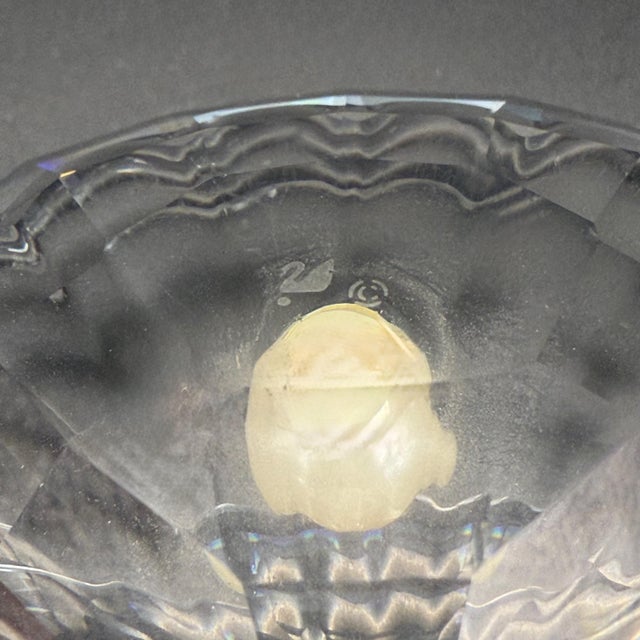 Glass Swarovski Silver Crystal "Shell With Pearl" Figure (Boxed) For Sale - Image 7 of 8