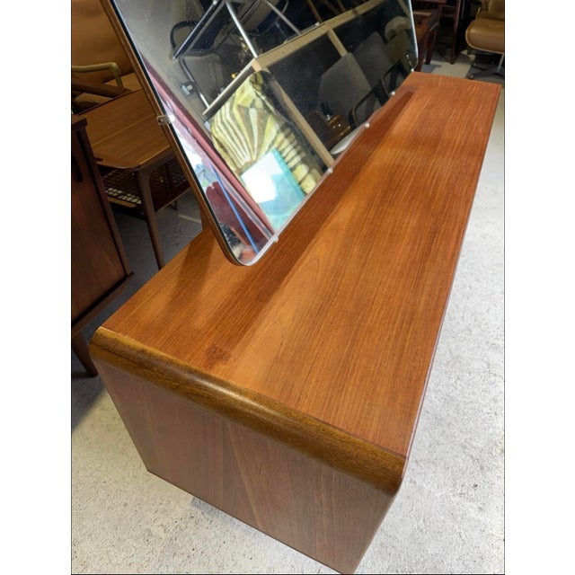 Mid-Century Modern Teak Dressing Table by Val Rossi for Beithcraft For Sale - Image 10 of 18